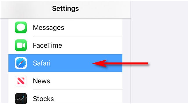 In Impostazioni su iPad, scorri verso il basso e tocca "Safari".