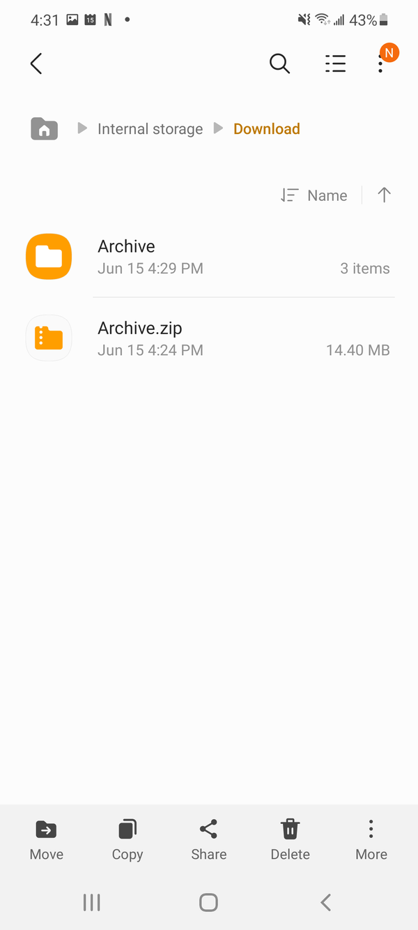 samsung android files app, con due file visibili: un file ZIP chiamato "Archive.zip" e una cartella chiamata "Archive".