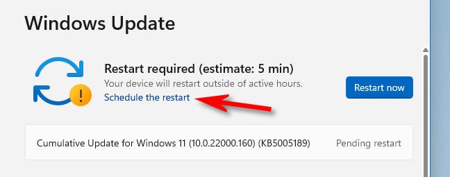 In Windows Update, fai clic su "Pianifica il riavvio".