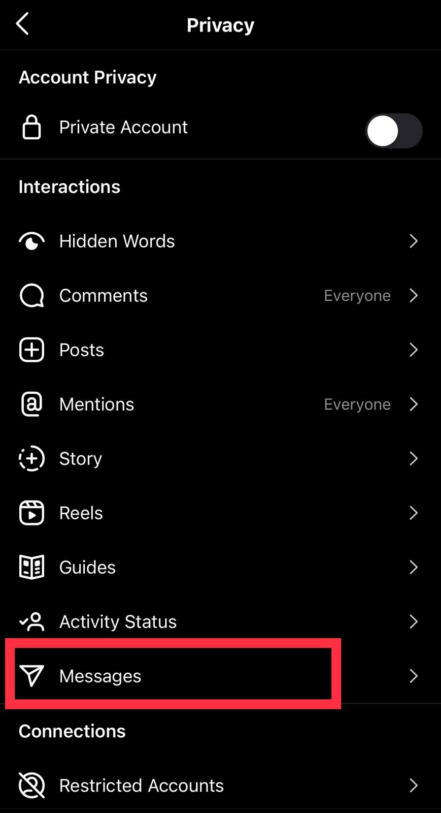 Trova "Messaggi" nelle impostazioni sulla privacy.