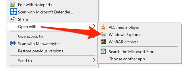 Fare clic con il pulsante destro del mouse sull'archivio ZIP e selezionare Apri con > Esplora risorse.
