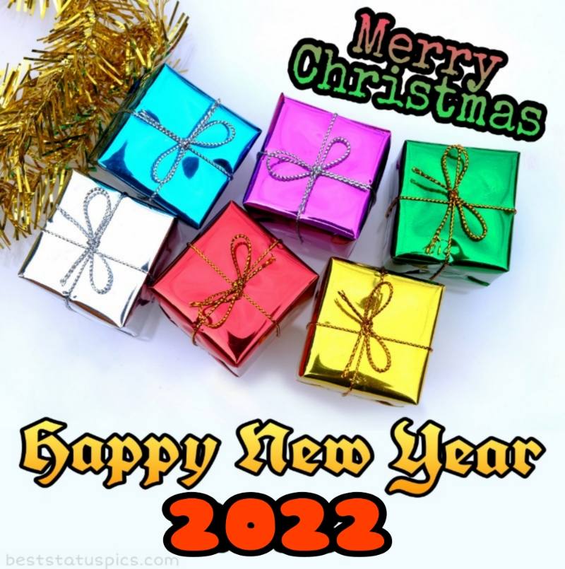 Immagini di auguri di buon anno 2022 e buon Natale con regali per la famiglia