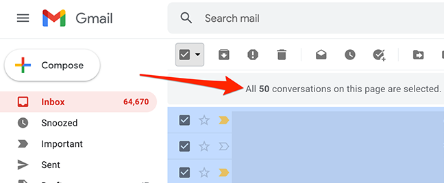 Tutte le email sullo schermo sono selezionate in Gmail.