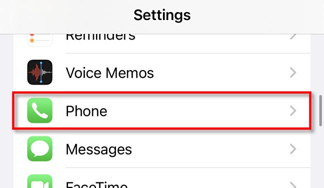 In Impostazioni iPhone, tocca "Telefono".