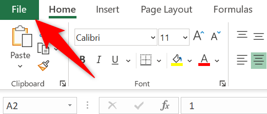 Fai clic su "File" nell'angolo in alto a sinistra di Excel.