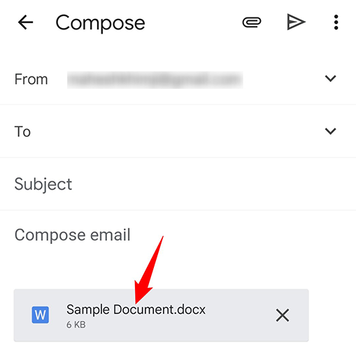 Un file di documento Google allegato a una nuova email.