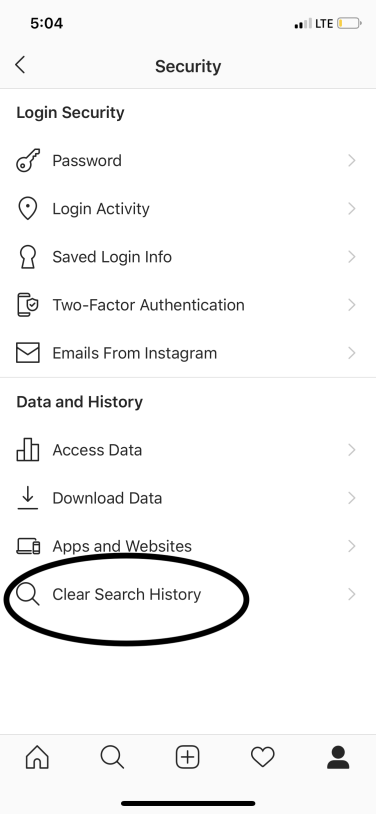 screenshot di instagram con cronologia di ricerca chiara cerchiata