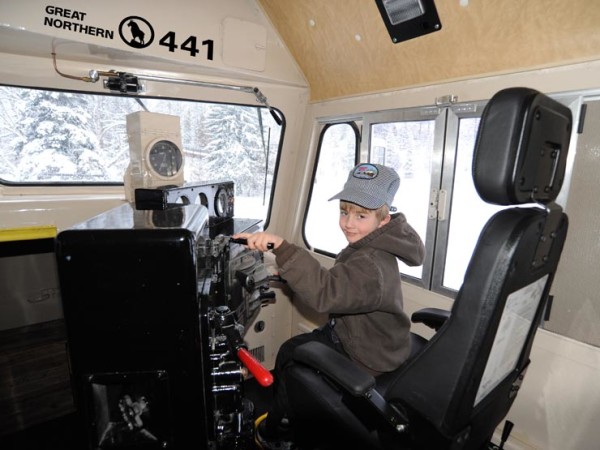 Train Caboose trasformato nella perfetta piccola casa nel bosco