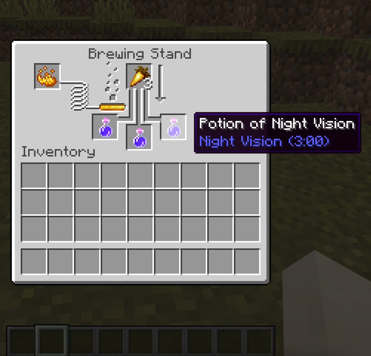 La schermata della preparazione delle pozioni in Minecraft. È in corso la creazione di una pozione di visione notturna.