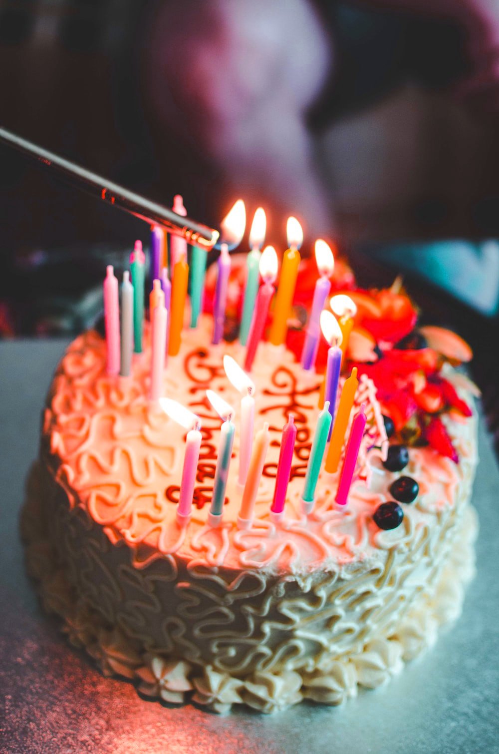 Stato dello sfondo di immagini di torta di buon compleanno gratis