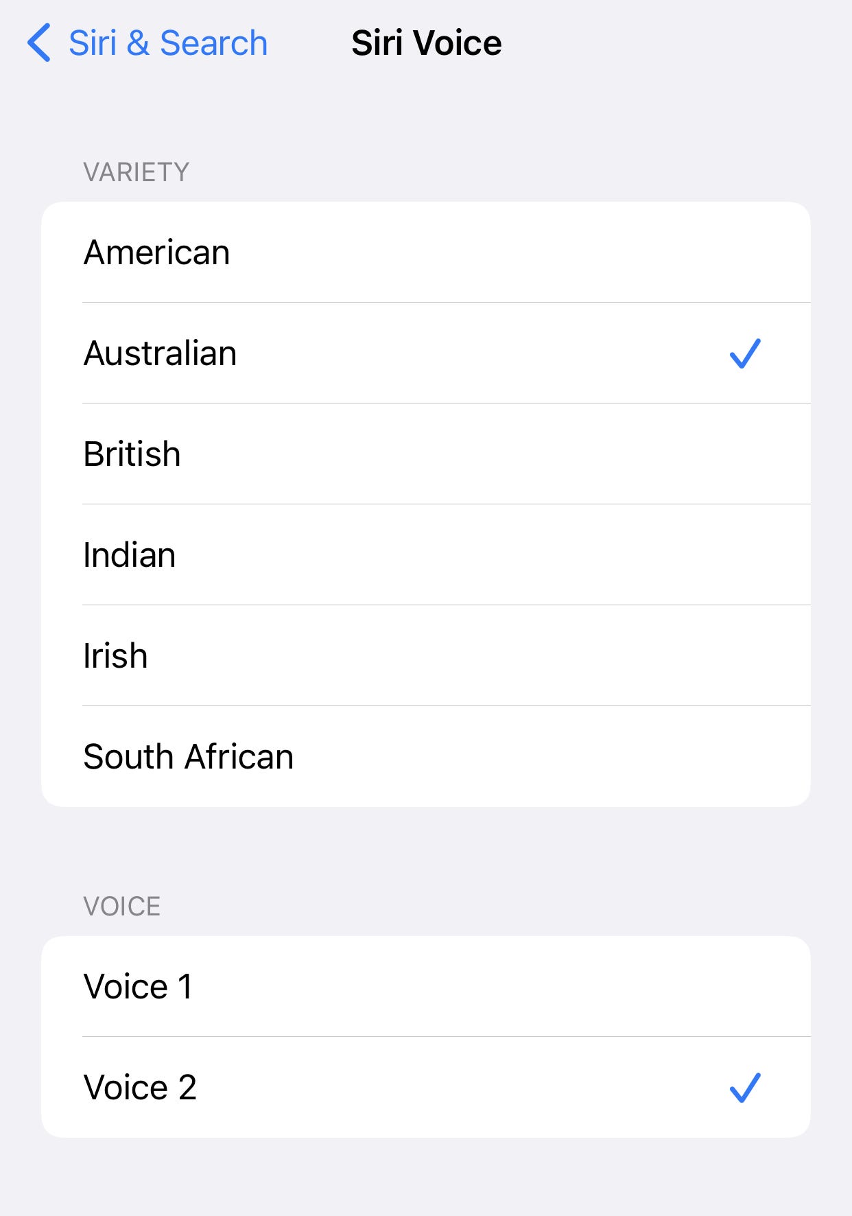Modifica della voce di Siri nelle impostazioni di iPhone.