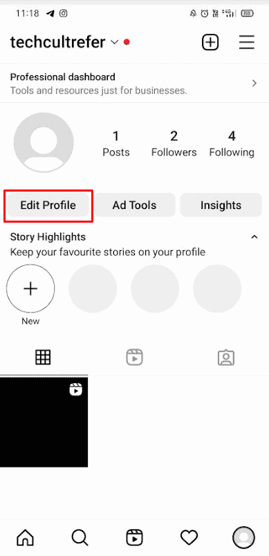 Tocca Modifica profilo che si trova sotto la tua biografia di Instagram