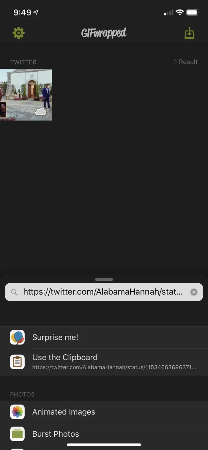 Screenshot dell'app GIF con un URL Tweet pubblicato nel campo di ricerca.