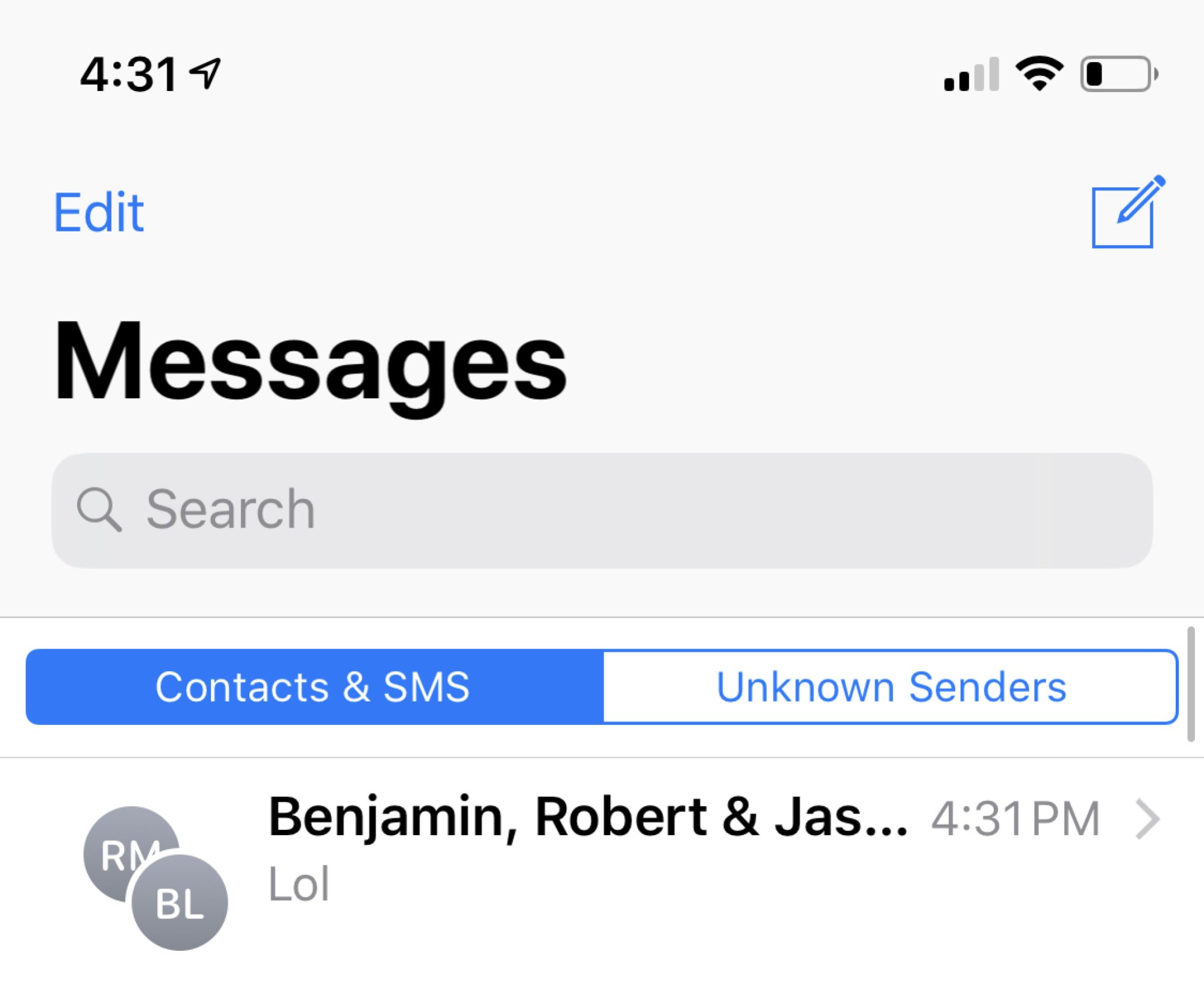 Screenshot della chat di gruppo su iMessage