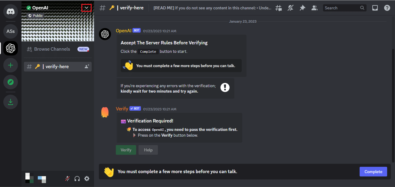 fare clic sull'icona della freccia giù nel server Discord