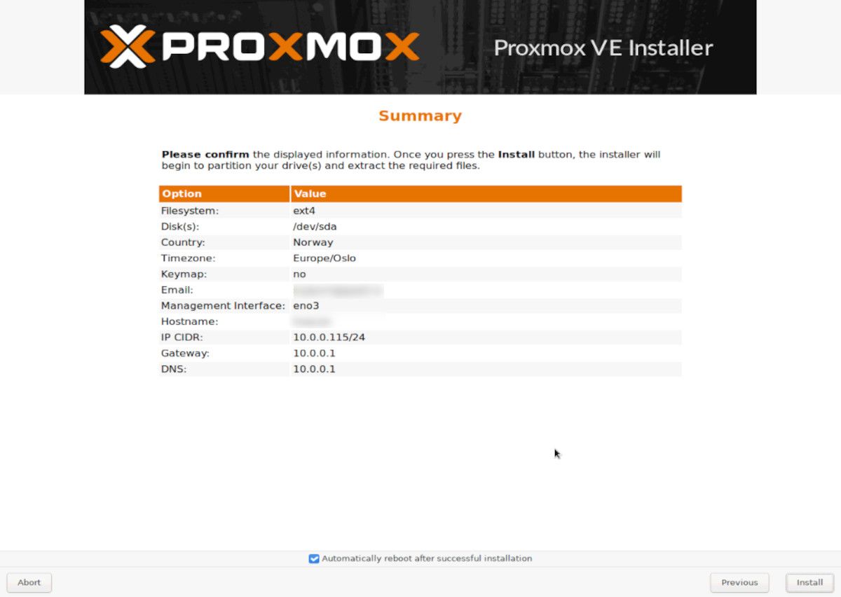 pagina di riepilogo dell'installazione di proxmox