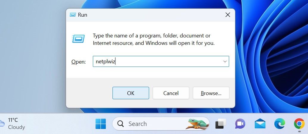 Esegui il comando Netplwiz nel comando Esegui di Windows