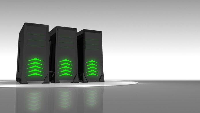 grafico digitale di tre server di archiviazione su sfondo bianco