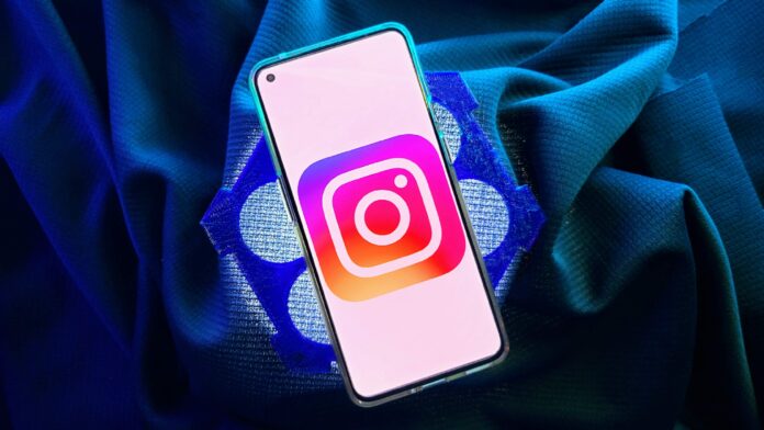 Non eri solo tu; Instagram è rimasto inattivo domenica per un paio d'ore