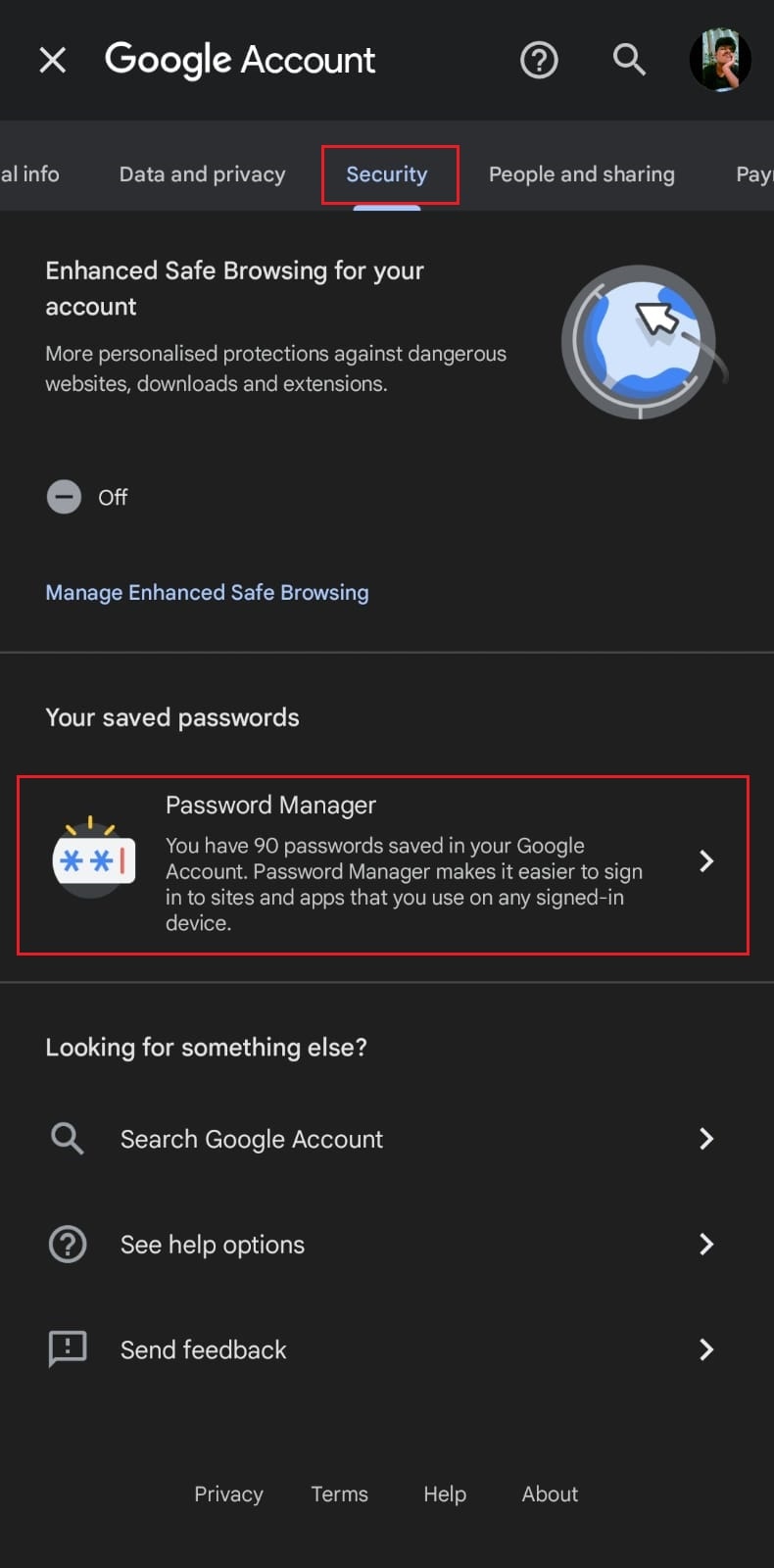 Passa alla scheda Sicurezza e tocca Password Manager sotto Le tue password salvate