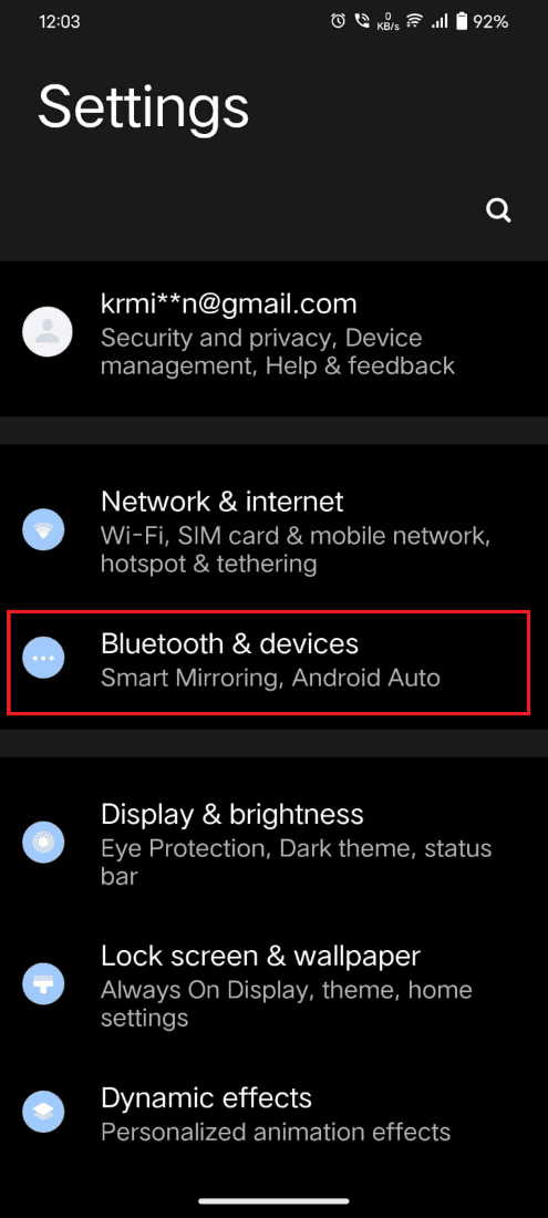 tocca l'opzione Bluetooth e dispositivi