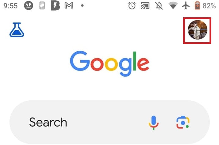 Tocca l'immagine del tuo profilo nell'app Google sul telefono Android.