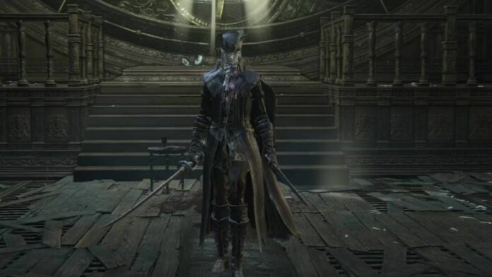 Bloodborne ci riporta nella Torre dell'Orologio Astrale in un cosplay di Lady Maria