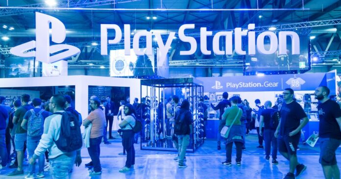 Anche PlayStation licenzia: via 900 persone. Chiuso lo studio di Londra