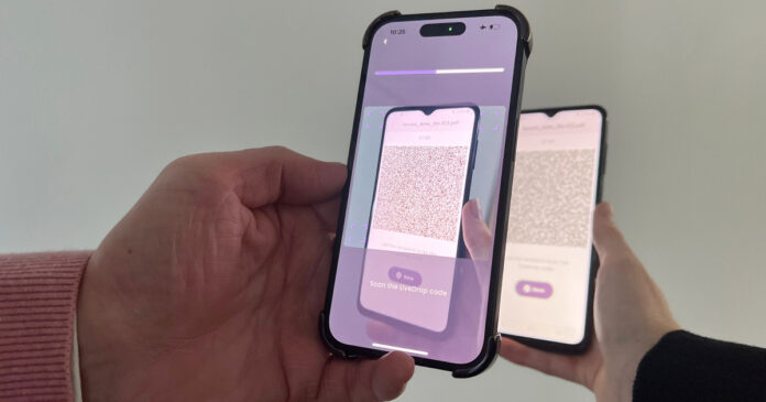 LiveDrop è l’app che “trasferisce” file in modalità aereo, senza cavi, Wi-Fi o Bluetooth. È quasi magica