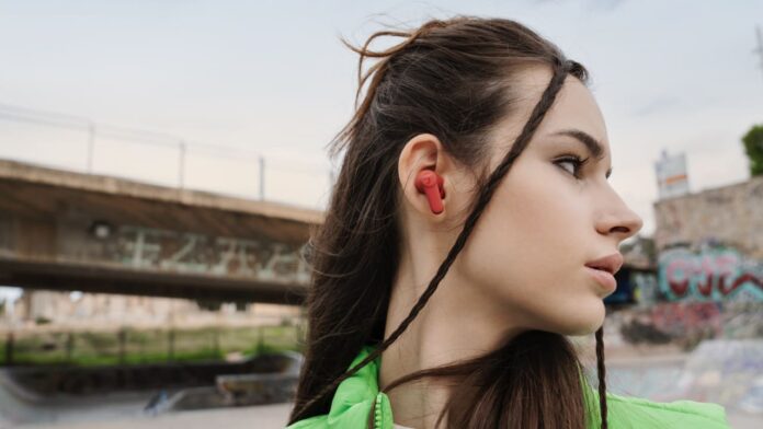 AIRY TWS 2: le nuove cuffie in-ear firmate Teufel dal suono potente thumbnail