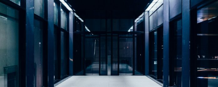 Vulnerabilità vecchia di 6 anni interessa server Intel, Lenovo e Supermicro