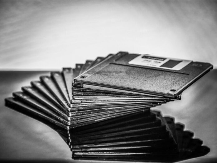 Floppy disk: ancora utilizzati nel 2024, adesso ne viene dichiarato l