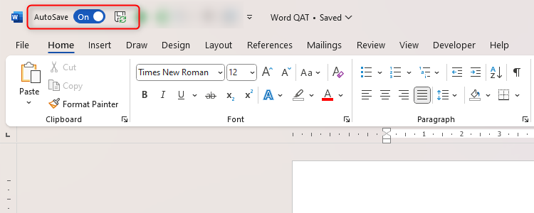 Microsoft Word con la barra di accesso rapido attivata ed evidenziata.